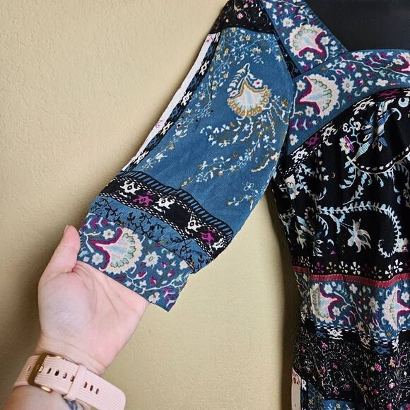 Eci Mixed Print Blouse  - Picture 3 of 7